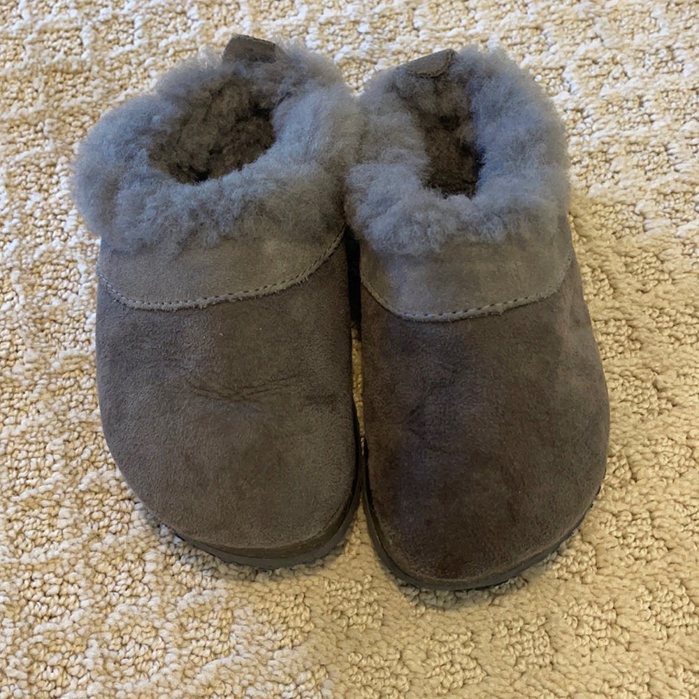 L.L. Bean Kids Gray Shearling-Lined Suede Clog Slippers